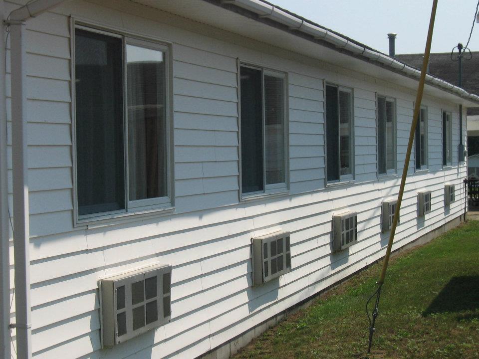 Chapel Hill Motel Brevort Luaran gambar