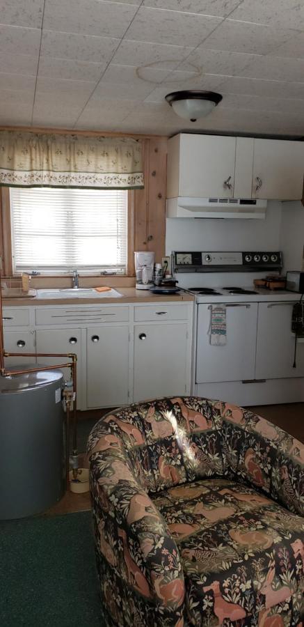 Chapel Hill Motel Brevort Luaran gambar